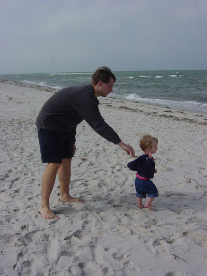 gg-10-10-on-beach-running