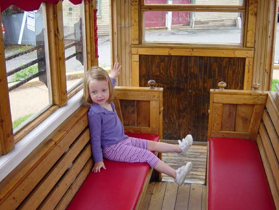pa-06-18-trolley